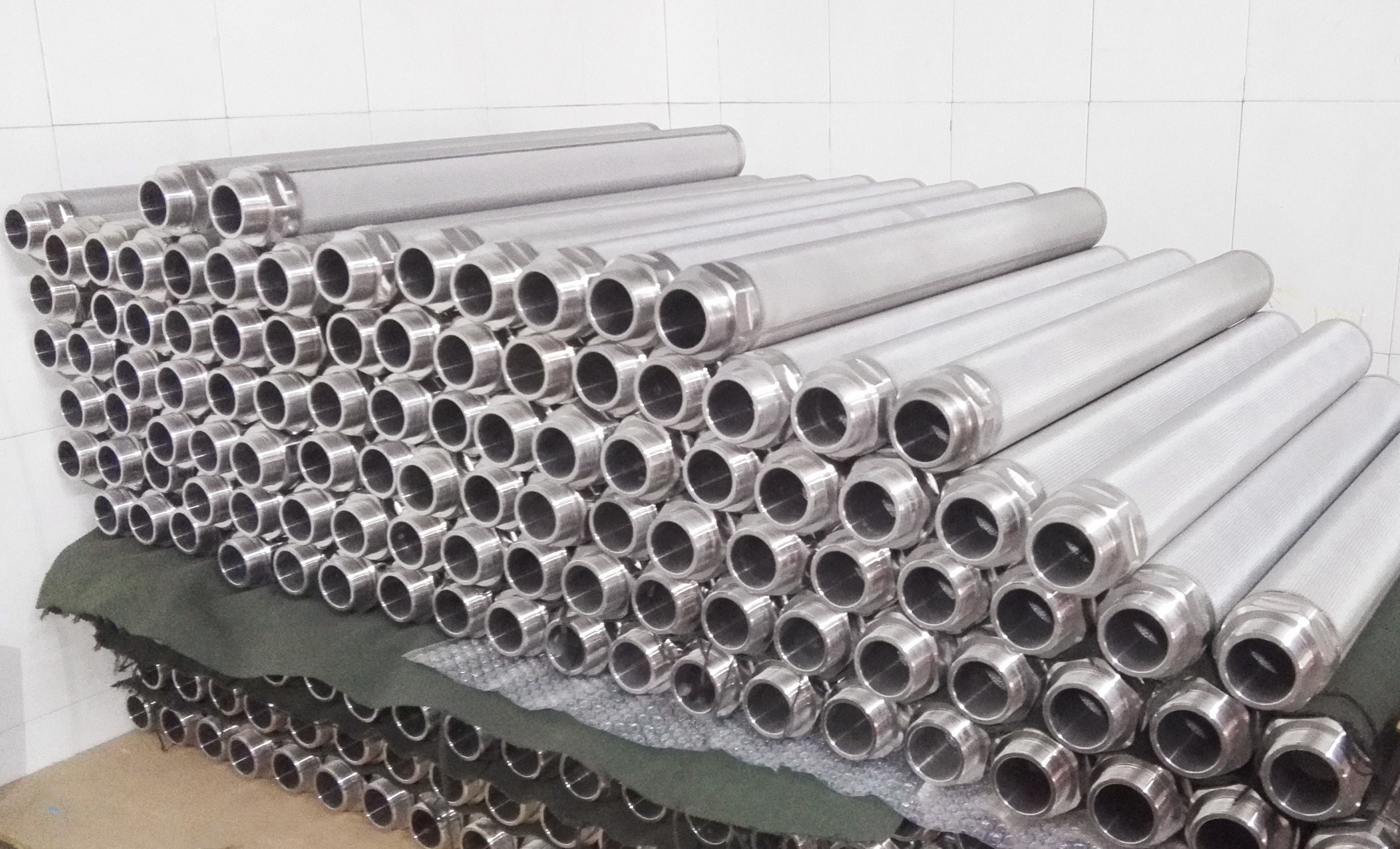 不銹鋼燒結網(wǎng)濾芯 (4)